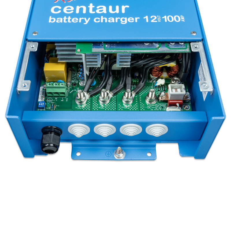 Obrazek produktu Centaur Charger 12/100 (3) (SKU: 794) - importowany z CSV (SunTrack) blank