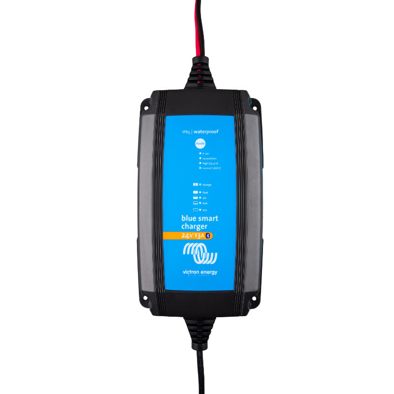 Obrazek produktu Blue Smart IP65 Charger 24/13 + DC connector (SKU: 3845) - importowany z CSV (SunTrack) blank