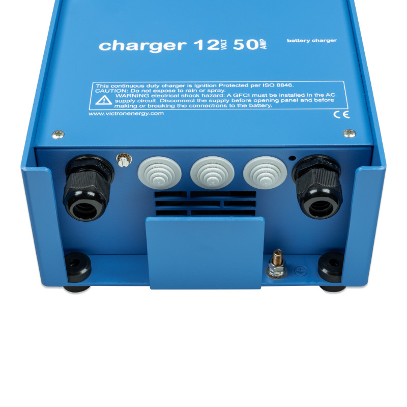 Obrazek produktu Phoenix Charger 12/50(2+1) 120/240V (SKU: 782) - importowany z CSV (SunTrack) blank
