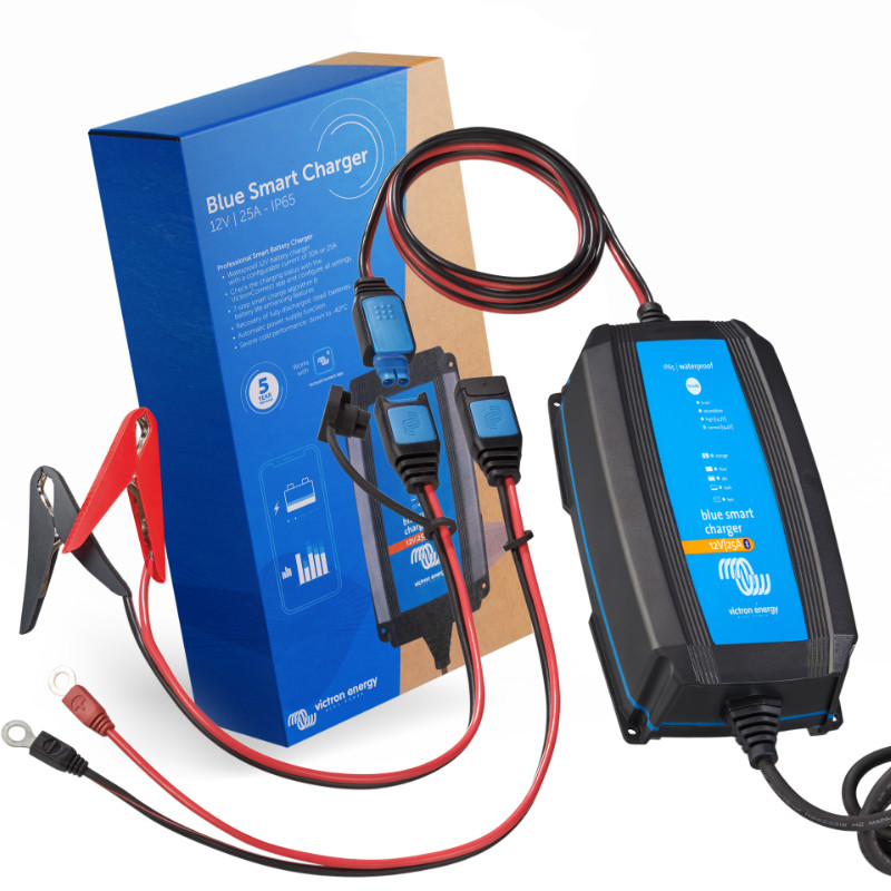 Obrazek produktu Blue Smart IP65 Charger 12/25 + DC connector (SKU: 2731) - importowany z CSV (SunTrack) blank