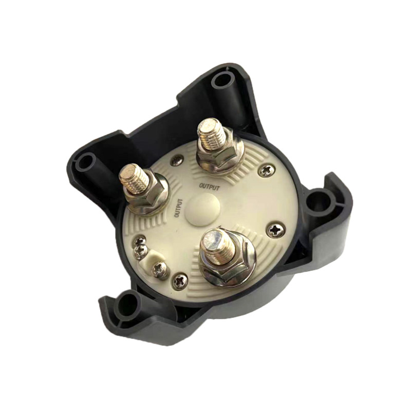 Obrazek produktu Rozłącznik akumulatora Solvian Blue Sea 3001 12-32V 600A IP66 (SKU: 3985) - importowany z CSV (SunTrack) blank