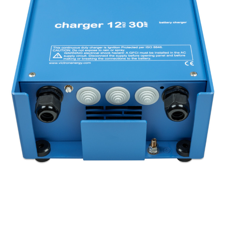Obrazek produktu Phoenix Charger 12/30 (2+1) 120-240V (SKU: 781) - importowany z CSV (SunTrack) blank