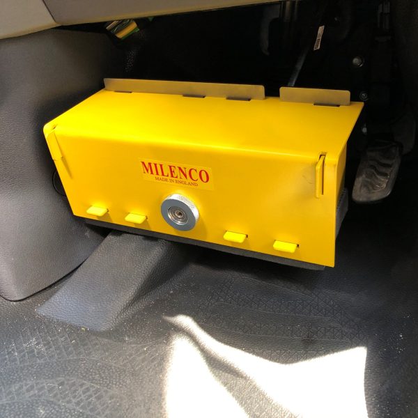 Milenco Urządzenie Antykradzieżowe BC Lock dla Automatycznej Skrzyni Biegów Ford Transit i Mercedes-Benz Sprinter